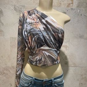 ZARA one shoulder long sleeve crop top. NWT size XL